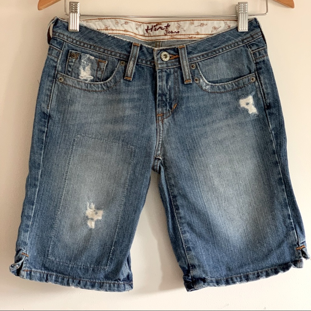 HINT JEANS distress short low rise